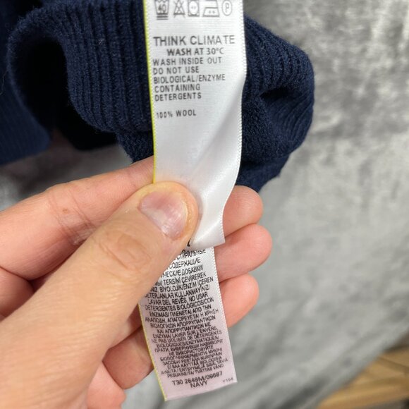 M&S Sweater Mens Large Blue Extra Fine Lambswool V-Neck Knit Preppy - Picture 6 of 11